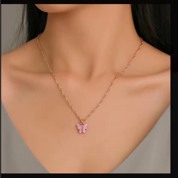 PINK TEO PIECE BUTTERFLY NECKLACE & EARRINGS SET - Picture 1 of 5